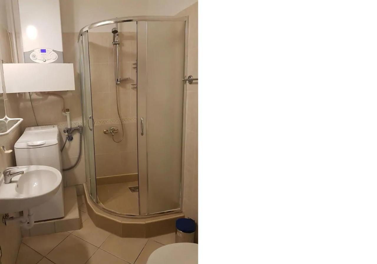 Apartment Stylish Historic Flat For 4 In Heart Of Oldbuda
